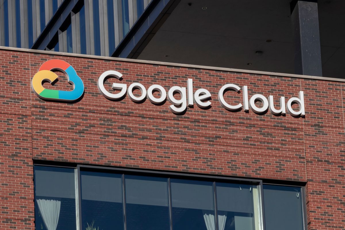 Chicago,-,Circa,October,2022:,Google,Cloud,Office.,Google,Is | Editorial credit: Jonathan Weiss / Shutterstock.com