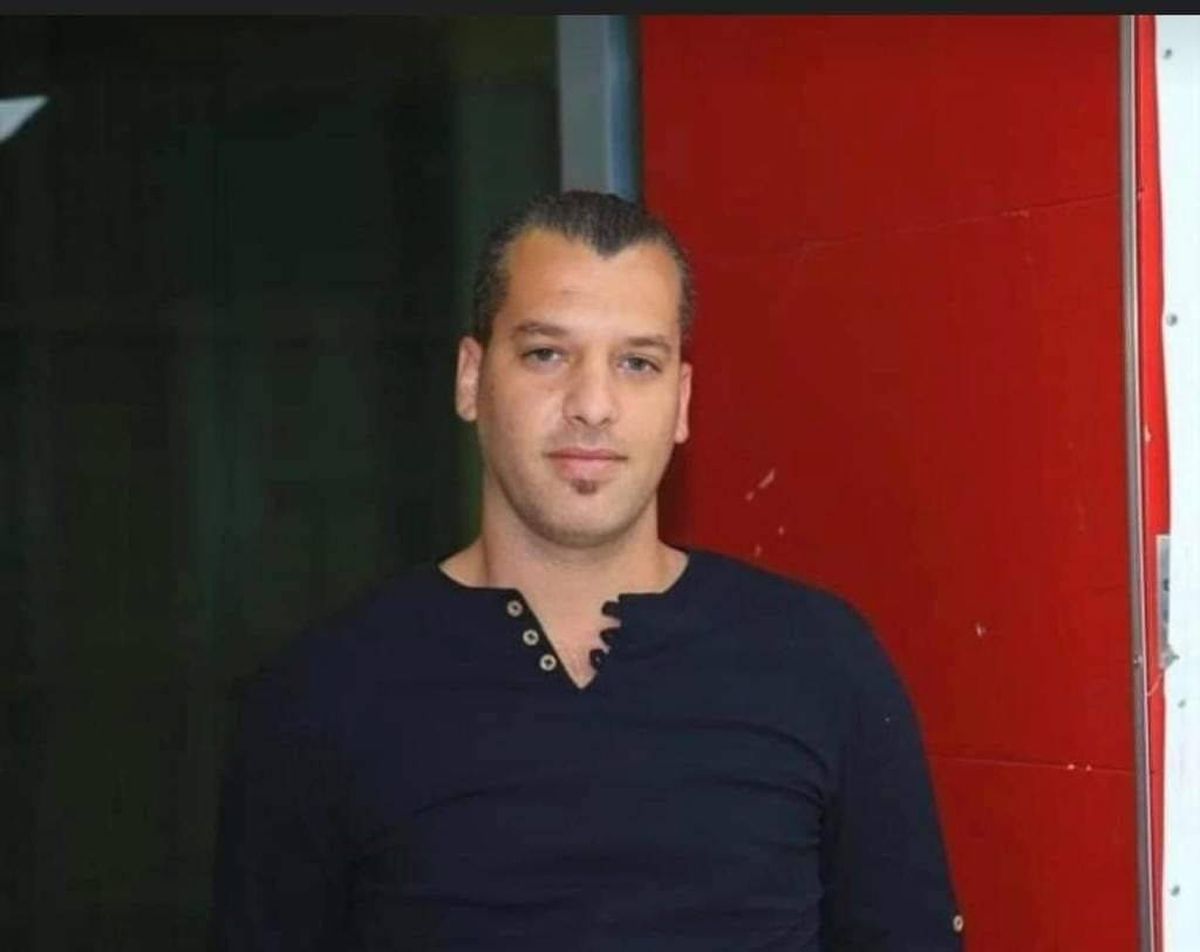 بجريمة إطلاق نار..مقتل مساعد رئيس المجلس المحلي في الفريديس 