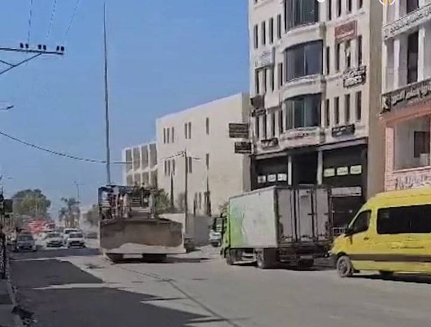 من اقتحام الجيش للمخيم - شهود عيان  