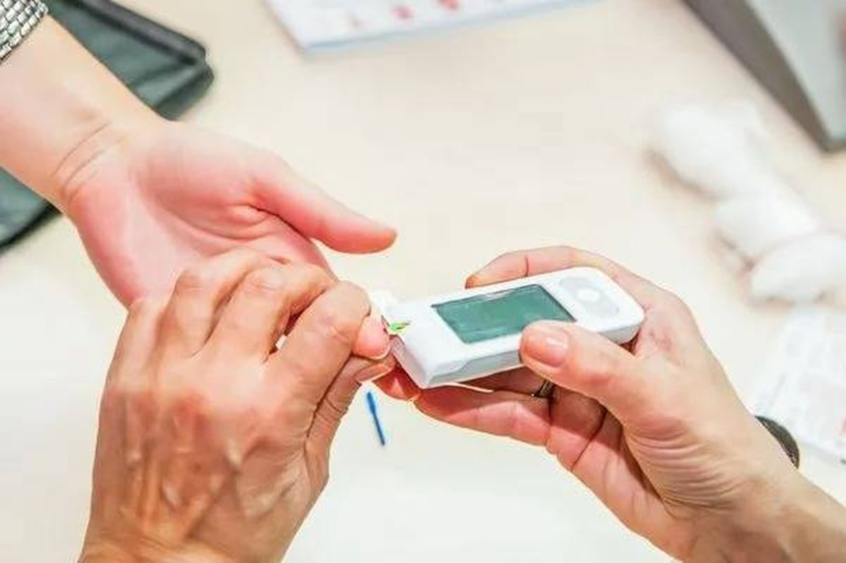 5 مشروبات شائعة تزيد خطر السكري: احذر الإفراط في تناولها