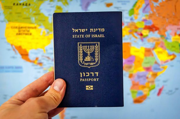 بدءًا من اليوم.. تجديد جوازات السفر والهويات البيومترية عبر الإنترنت