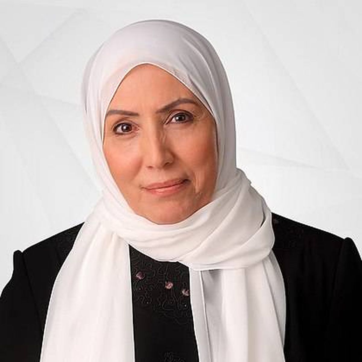 النائب ايمان خطيب ياسين، موقع ويكبيديا 
