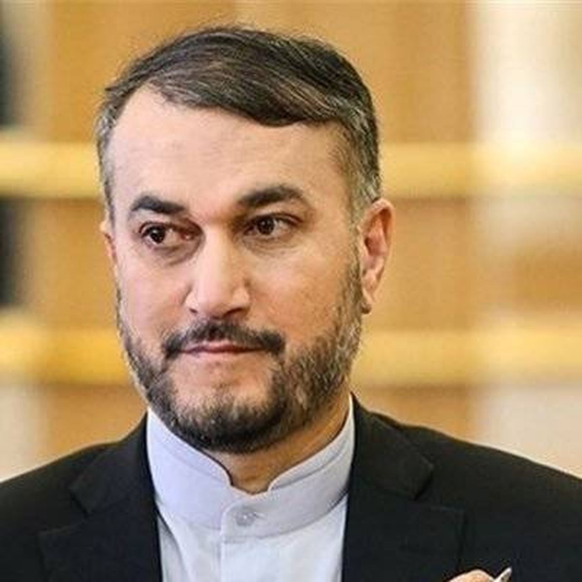 وزير خارجية إيران: وجود أميركا إلى جانب إسرائيل  يعزز إنهيار الأخيرة! 