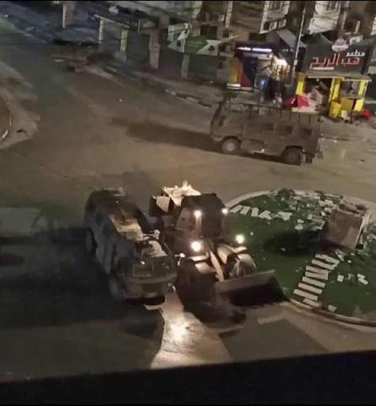 الضفة الغربية |ارتقاء شاب في مخيم جنين على اثر الاشتباكات مع الجيش الإسرائيلي