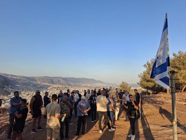  أهالي مجد الكروم يتصدون لمحاولات فرض الاستيطان على أراضيهم. بحسب البند 27أ من قانون حقوق النشر