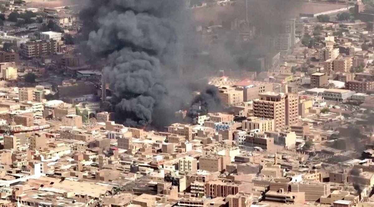 قصف مدفعي (أرشيفية)