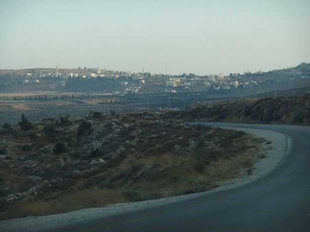 قرية المغير