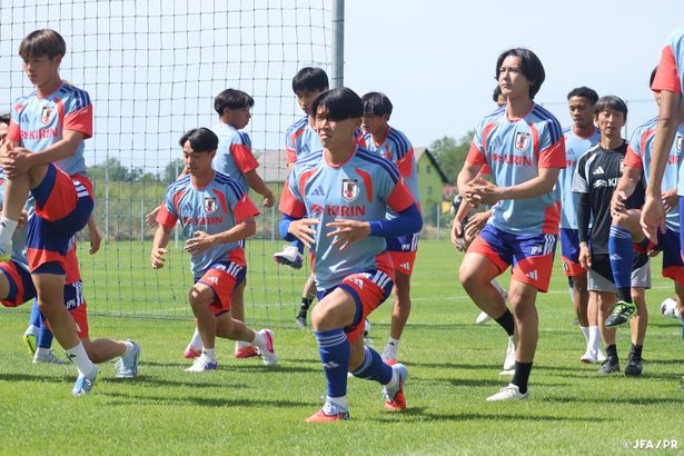 الصورة من الحساب الرسمي لمنتخب اليابان- @jfa_samuraiblue