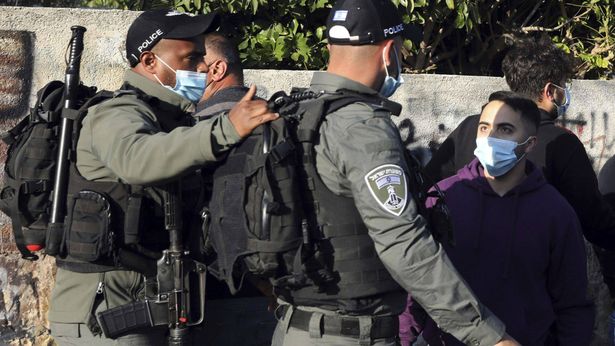 أربعة آلاف إسرائيلي يقررون مواجهة العمليات الفلسطينية