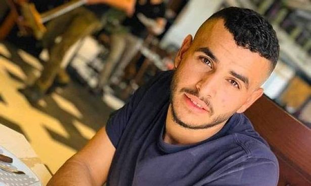 الحبس 12 عاما لقاتلي الشاب صائب أبو حماد