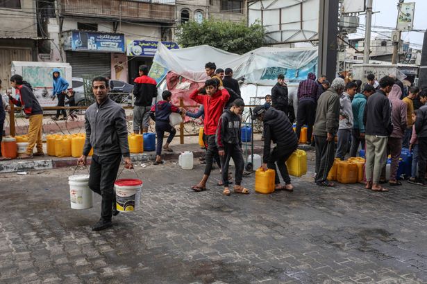 اليوم الـ114 للحرب على غزة: عدد الضحايا تعدى 26 ألف وحالة إنسانية كارثية يعيشها النازحون