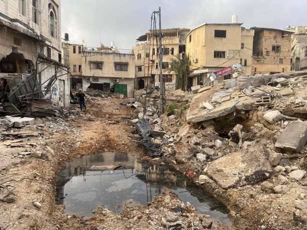 طولكرم:  ارتقاء 14 فلسطينيا  بعد حصار ل3 أيّام