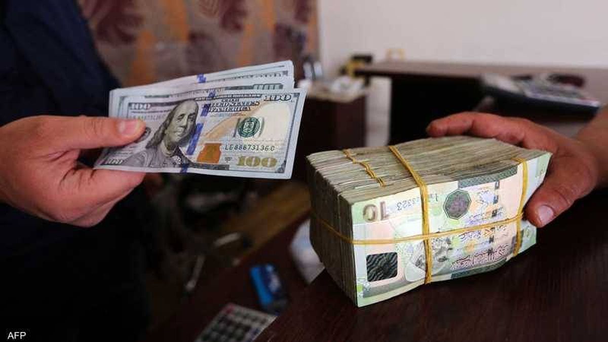 ارتفاع سعر الدولار-وسائل تواصل
