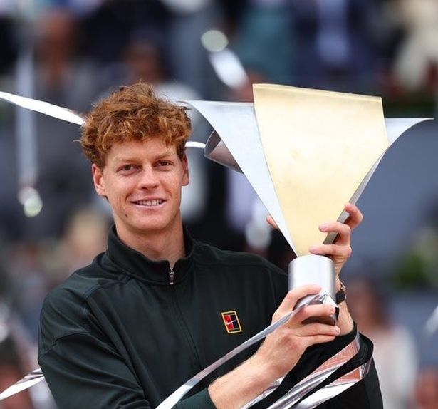 يانيك سينر - الصورة من الحساب الرسمي لبطولة رولان جاروس - @rolandgarros