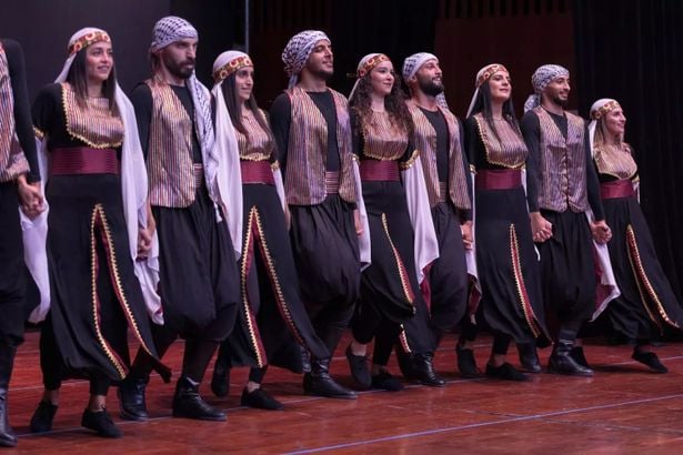 صورة لإحدى عروض المهرجان
المصدر: ‏‏صفحة مركز يابوس الثقافي‏ الرسمية فيسبوك