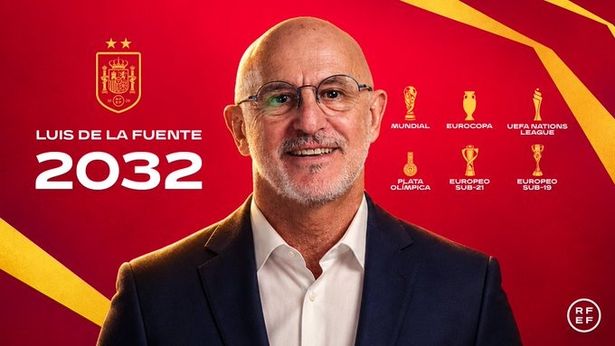 دي لا فوينتي - الصورة من حساب منتخب إسبانيا على منصة اكس - @SEFutbol
