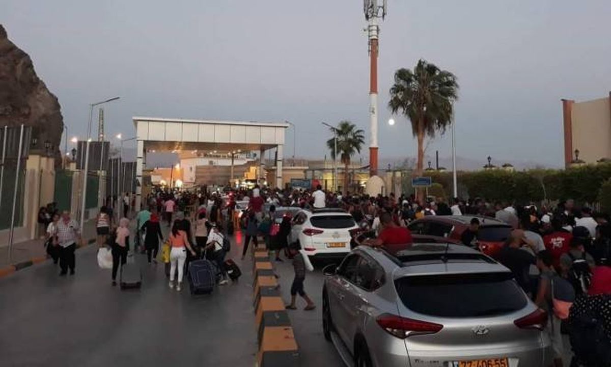 من المتوقع أن يعبر ما يقارب الـ -100,000 محتفلاً بالأضحى معبر الحدود بين إيلات وطابا