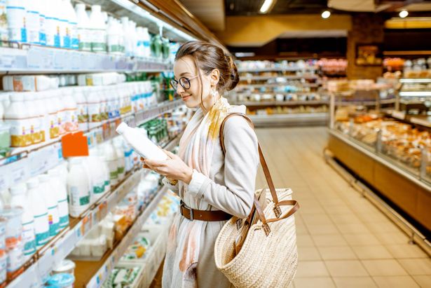 أعلنت شركةُ شتراوس عن رفع أسعار بعض منتجاتها بمعدل ثلاثة بالمئة