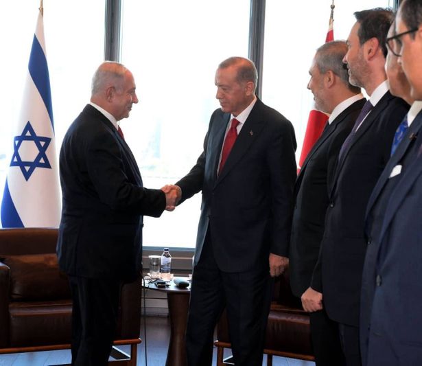 للمرة الأولى نتنياهو يلتقي اردوغان، في نيويورك ويتفقان على تبادل الزيارات قريبًا  