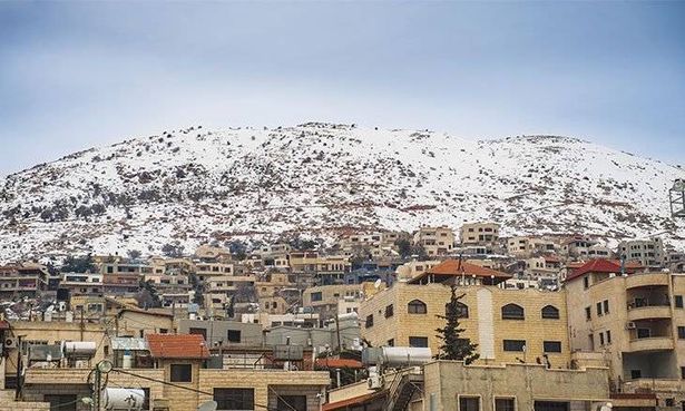 منخفض "الڤيس" يصل البلاد مُحملاً بالثّلج