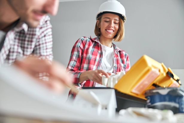 ما هي أهمية وجود مهندس معماري ومصمم ديكور من بداية  عملية البناء؟