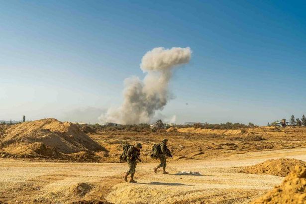 الجيش الإسرائيلي يعلن  مقتل 4 من جنوده في معارك جنوب غزة