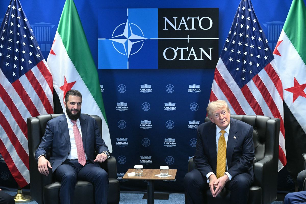 ترامب والشرع على هامش قمة الناتو-مواقع التواصل