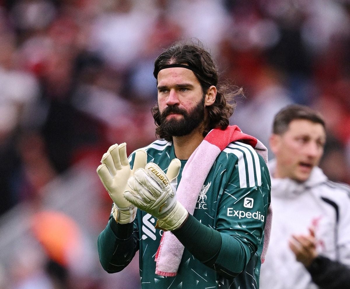 أليسون بيكر، حارس مرمى ليفربول، الصورة من الحساب الرسمي للنادي على منصة إكس- @LFC