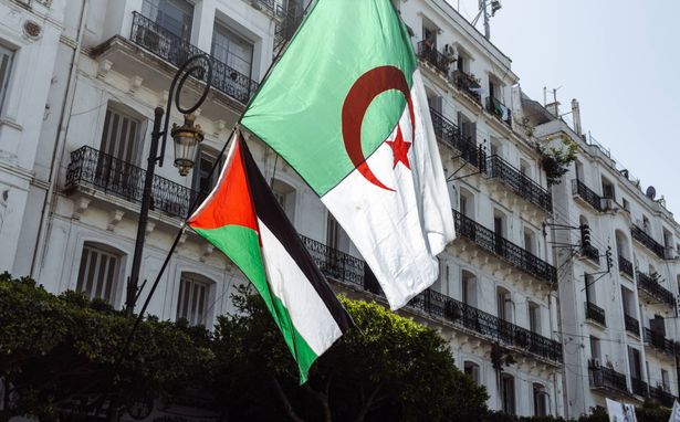 الجزائر تمنح 30 مليون دولار لإعادة إعمار مدينة جنين