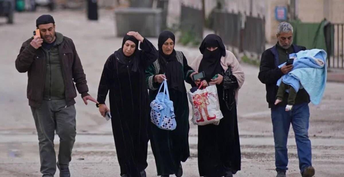 معين شديد: الأوضاع في "طولكرم" كارثية.. و1500 أسرة نزحوا منذ بدء العملية العسكرية