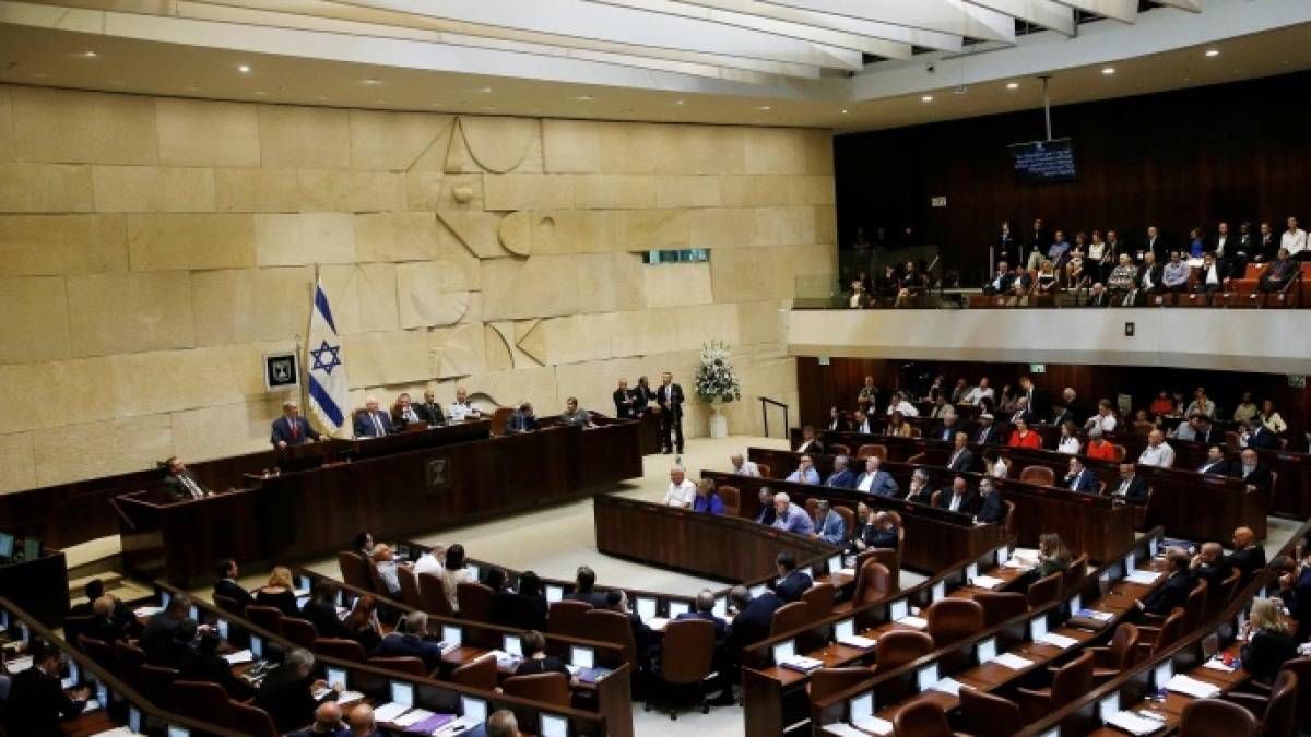اجتماع لجنة المالية في الكنيست حيث تناقشت اللجنة في  قانون "صندوق الأرنونا"