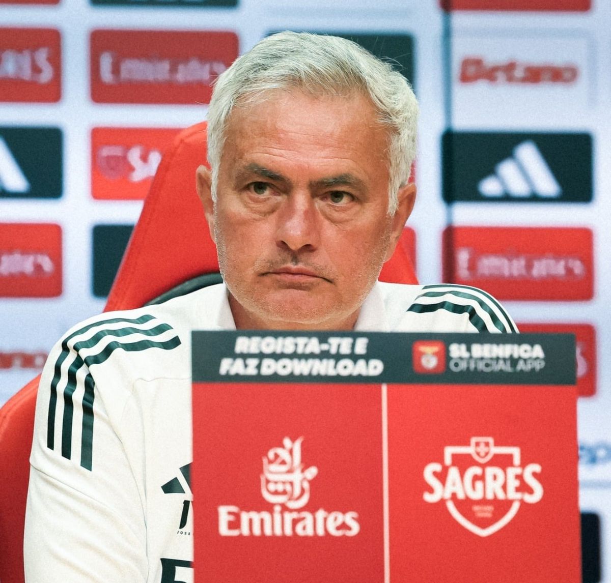 الصورة من الحساب الرسمي لبنفيكا - @SLBenfica