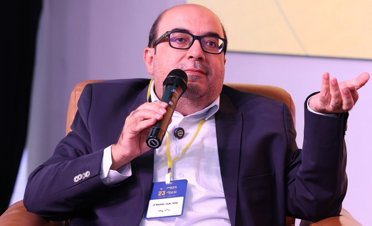 سامي أبو شحادة خلال تواجده في المؤتمر السنوي لإذاعة الشمس- تصوير اذاعة الشمس 