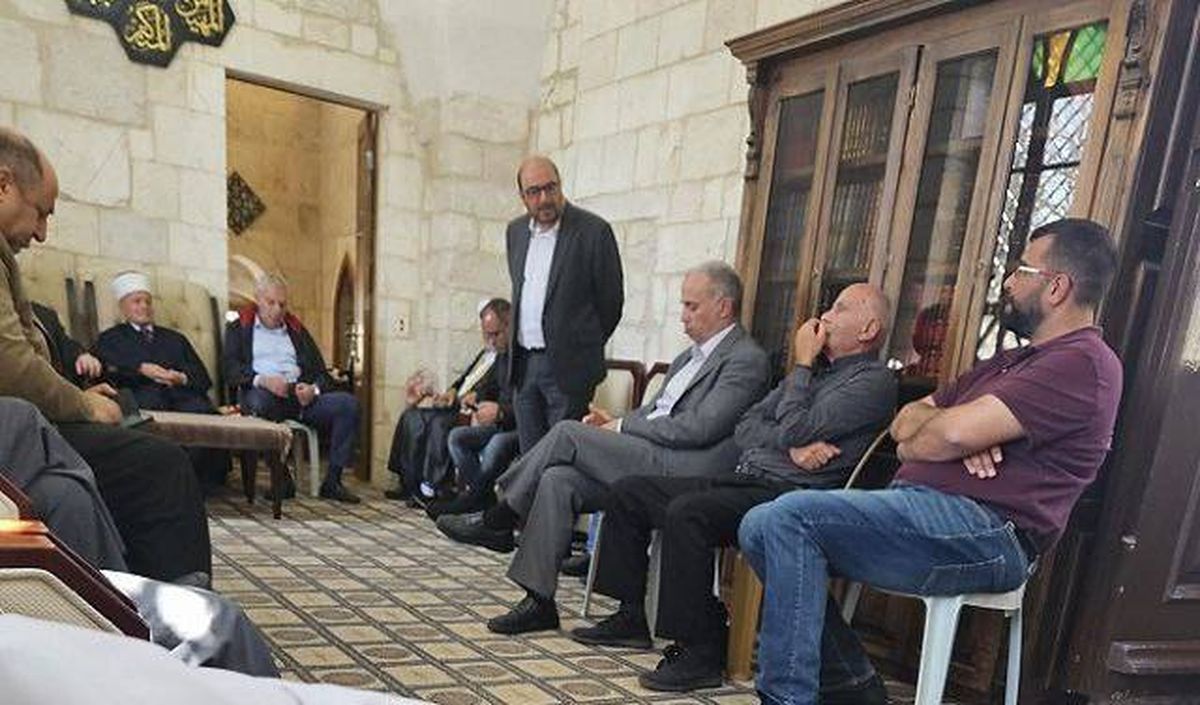 الشرطة الإسرائيلية تعرقل دخول وفد من "لجنة المتابعة" إلى المسجد الأقصى