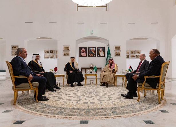 الاجتماع الوزاري التشاوري العربي في الرياض دعا لوقف فوري لإطلاق النار في غزة (واس، إكس)

