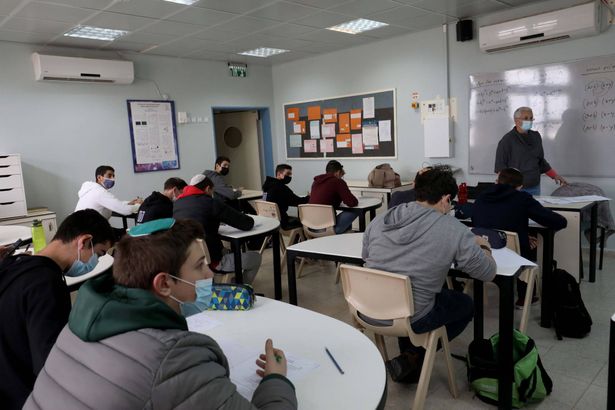 التوصل الى اتفاقية بين وزارة التربية والتعليم، منظمة المعلمين ووزارة المالية 