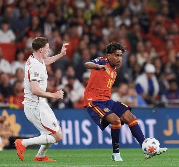 لامين يامال، الصورة من الحساب الرسمي لمنتخب إسبانيا على منصة إكس- @SEFutbol