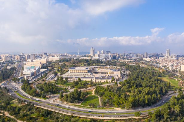 مبنى الكنيست - shutterstock - StockStudio Aerials