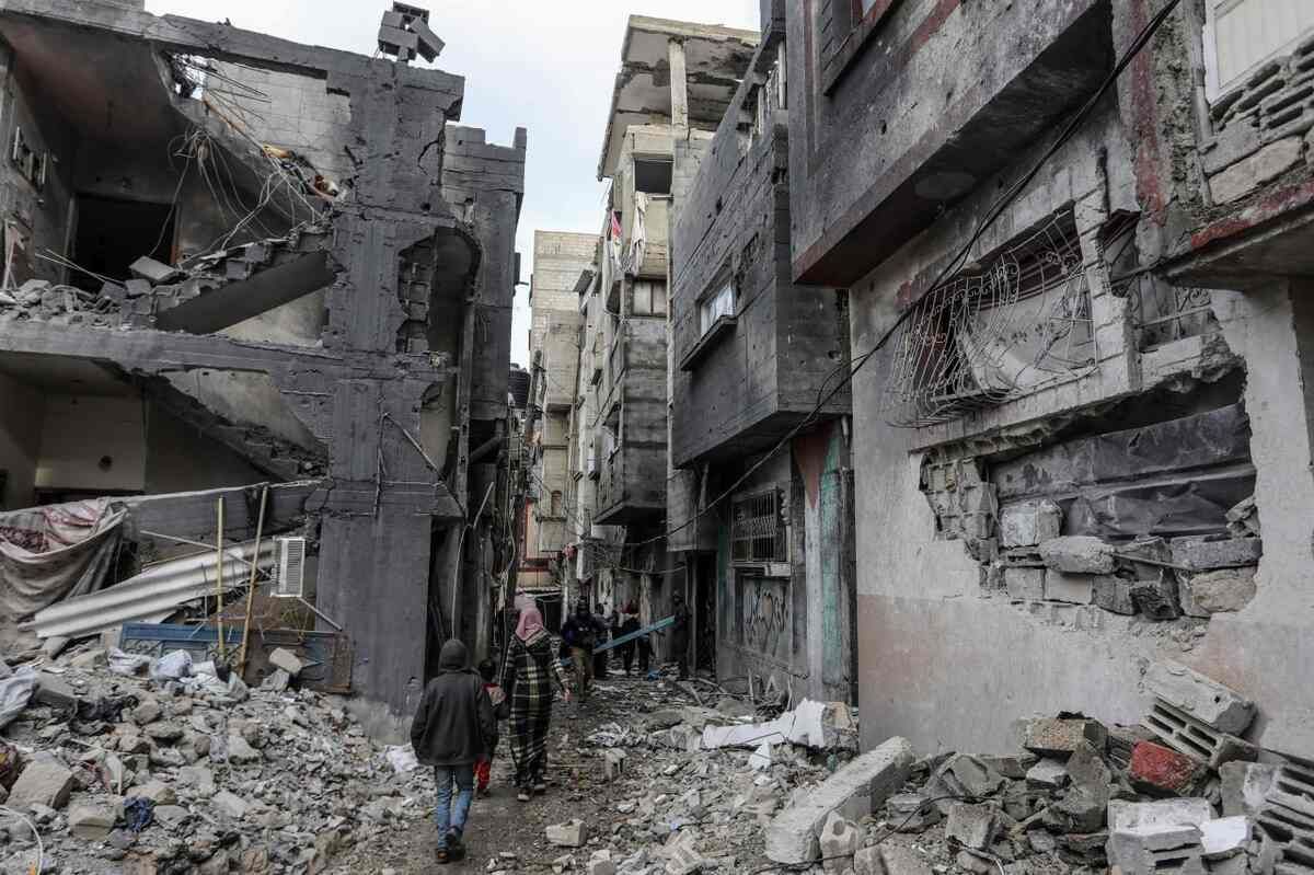 عريب الرنتاوي: إسرائيل تريد إعادة تشكيل خريطة المشهد في غزة وإرغام حماس على قبول ما رفضته سابقًا