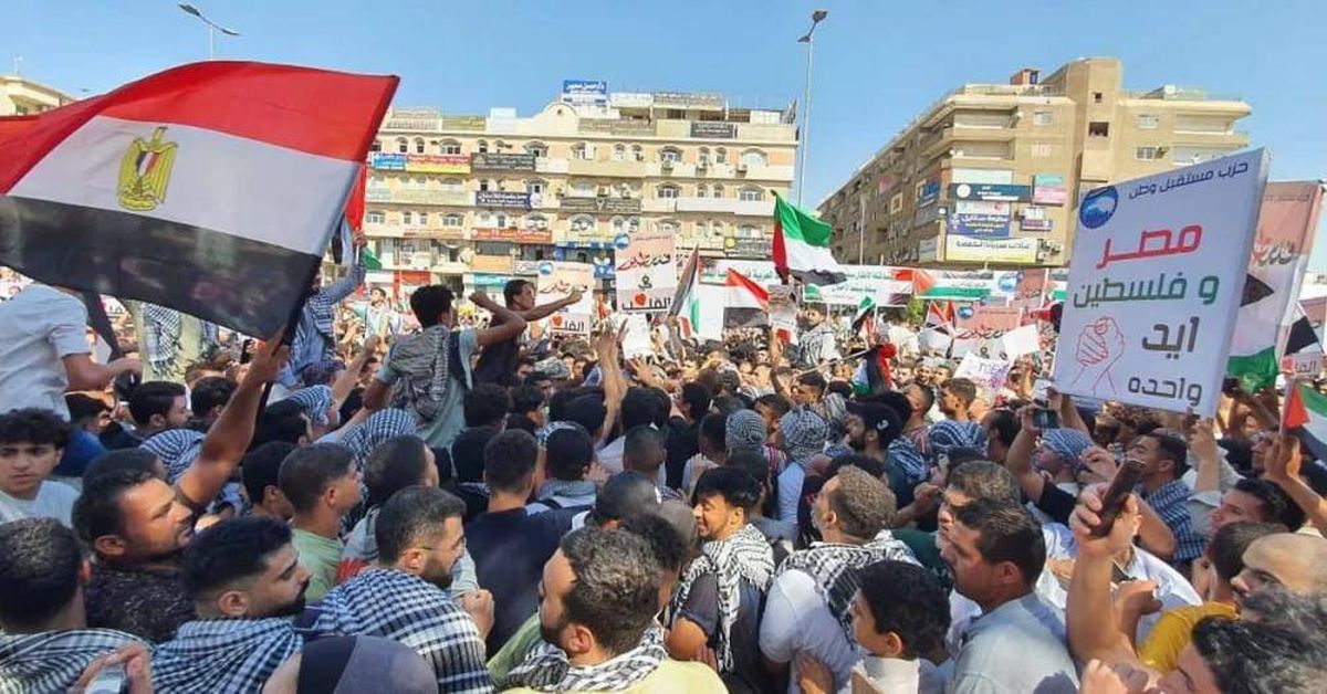 صورة من أحد مظاهرات المصريين الدّاعمين لفلسطين 
