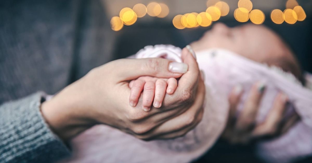"قنبلة ديموغرافية".. لماذا تراجعت معدلات الولادة بالمجتمع العربي؟