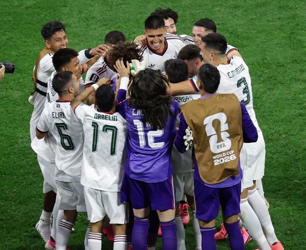 الصورة من الحساب الرسمي لمنتخب المكسيك على فيسبوك- Mexican National Team﻿