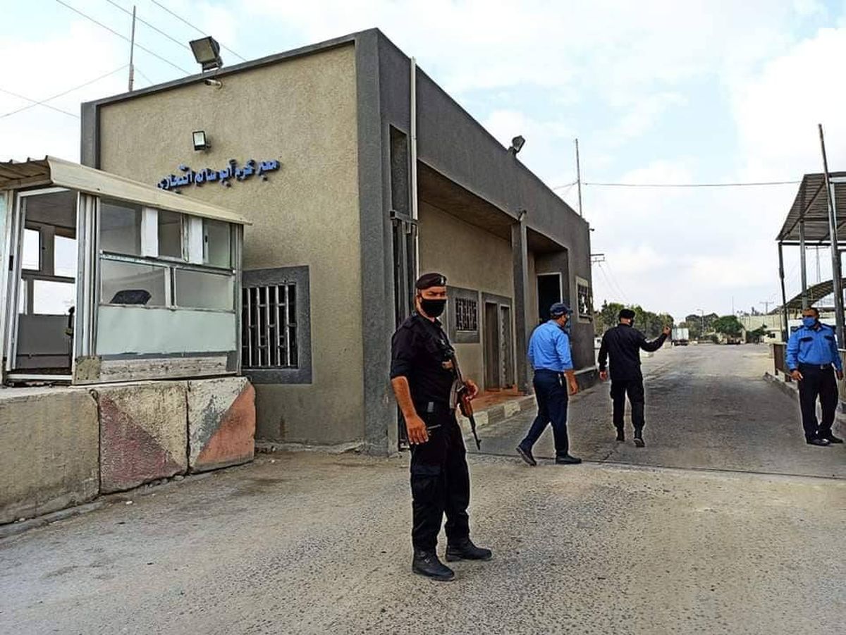 غزة: إسرائيل تعيد فتح معبر "كرم أبو سالم" التجاري الأحد