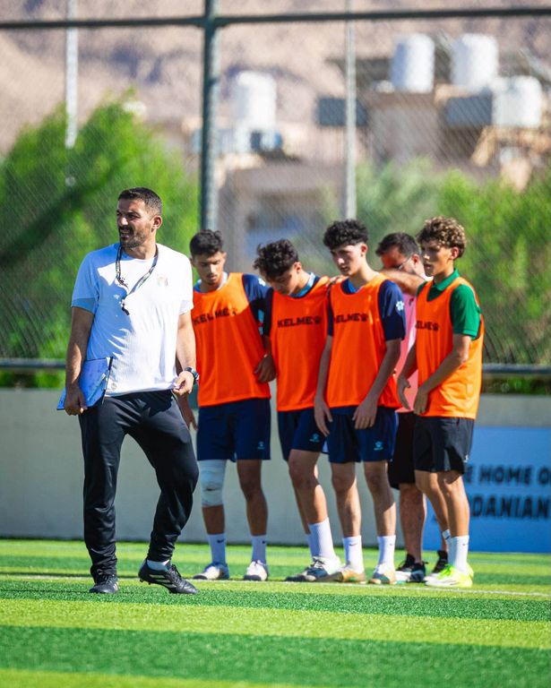 منتخب فلسطين للناشئين - الصورة من حساب الاتحاد الفلسطيني لكرة القدم على فيسبوك - الاتحاد الفلسطيني لكرة القدم﻿