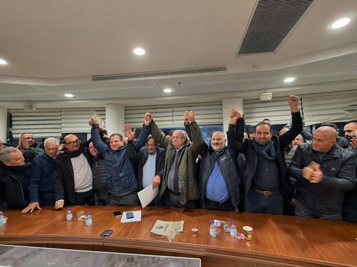 الطيبي: ملتزمون بـ "وثيقة سخنين" ونتقدم نحو تشكيل قائمة مشتركة وسط خلافات على المقاعد