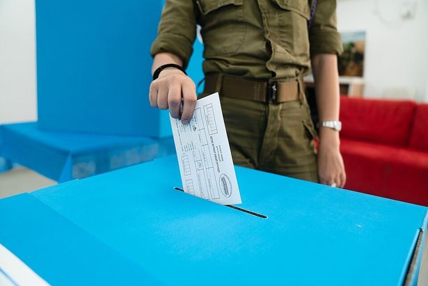 المصدر : وحدة الناطق باسم الجيش الإسرائيلي (IDF Spokesperson's Unit) / Wikimedia Commons، CC BY-SA 3.0.
