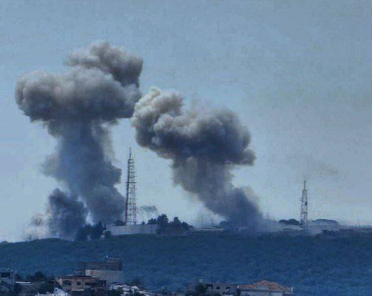 تصوير شهود - من استهداف مقر قيادة فرقة الجليل 91 