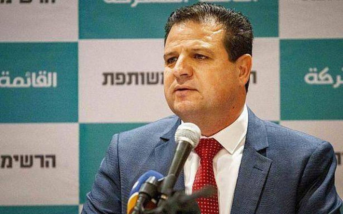 الصفحة الرسمية لأيمن عودة على فيسبوك
