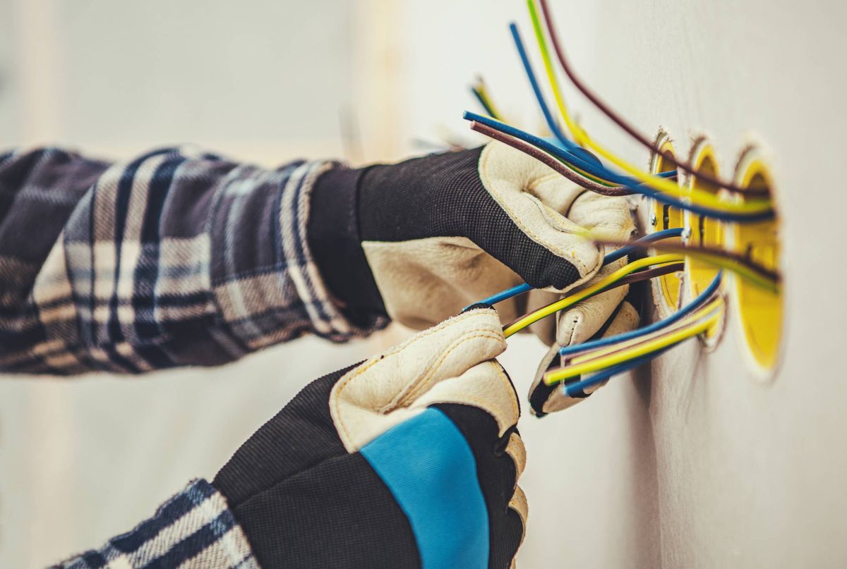 في ظل ارتفاع أسعار الكهرباء، كيف يجب أن نتعامل مع الموضوع؟