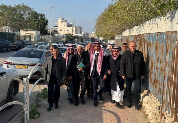 "وسطنا العربي إلى أين؟".. رئيس بلدية رهط: شهدنا صلحًا اليوم لكن ما زلنا موجودين بكارثة اجتماعية